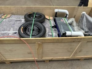 SKD electric tricycles container loading for bulk shipping
