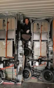 SKD electric tricycles container loading for bulk shipping